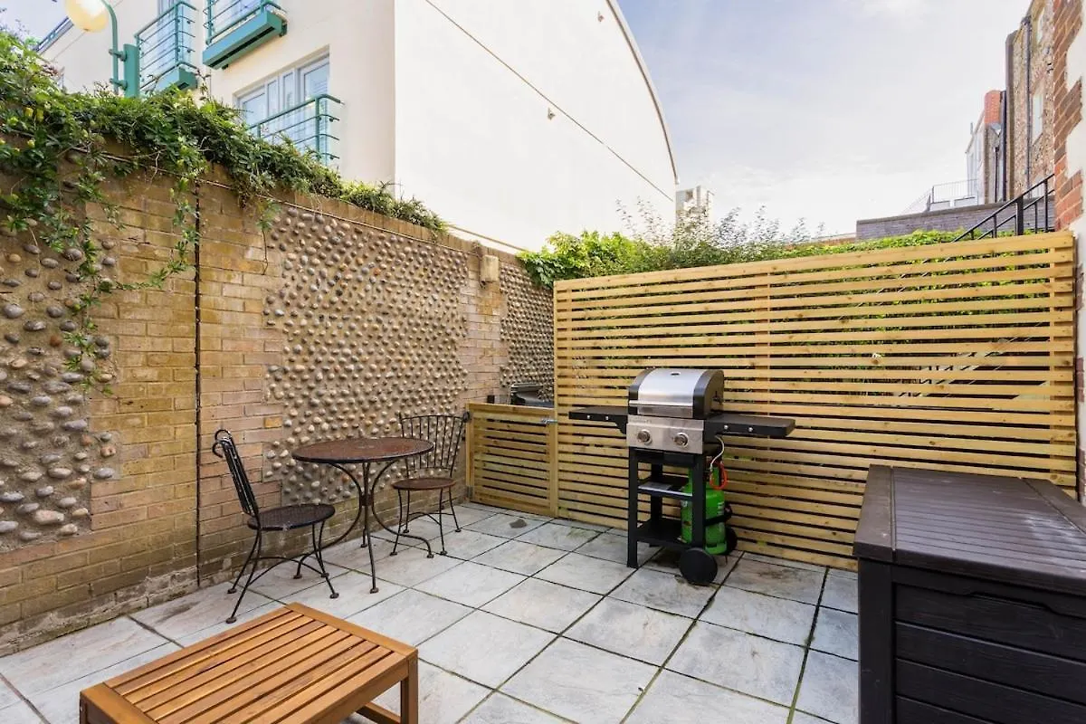 Central Brighton One Bedroom Apartment 0*,  Reino Unido